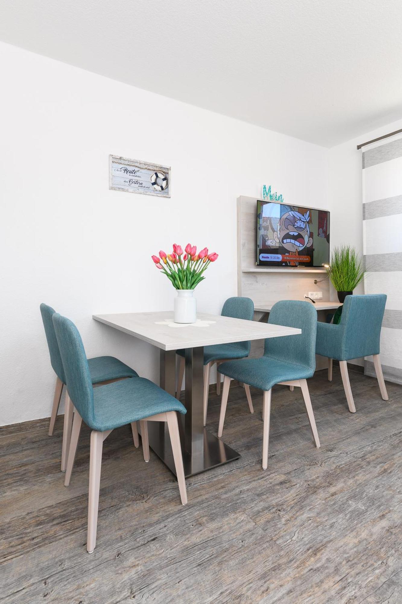 Haus Strandkorb Mit Fruehstuecksoption Bensersiel Exterior foto
